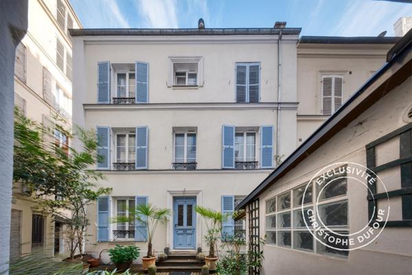 LAVALLOIS-PERRET / WILSON-RIVAY. MAISON 6 PIÈCES / 3/4 CHAMBRES - ESPACE EXTÉRIEUR