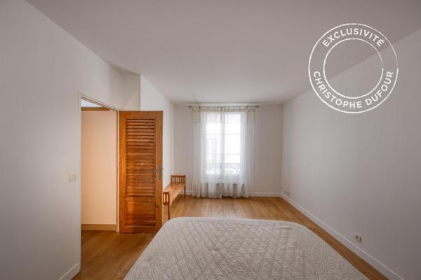 LAVALLOIS-PERRET / WILSON-RIVAY. MAISON 6 PIÈCES / 3/4 CHAMBRES - ESPACE EXTÉRIEUR