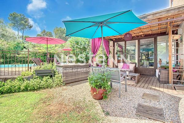 A VENDRE DRAGUIGNAN Bastide 3 suites parentales PISCINE terrain de 6000 m²