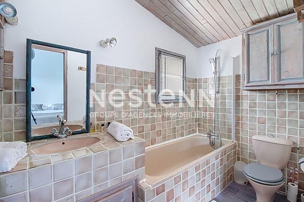 A VENDRE DRAGUIGNAN Bastide 3 suites parentales PISCINE terrain de 6000 m²