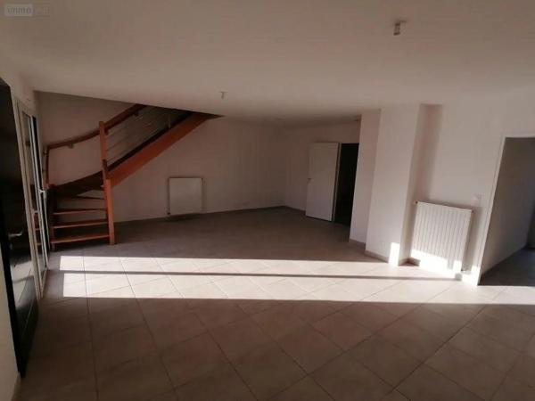 Location - Maison Saint-Erblon 35230 5 pièces 89 m 2 325 m 2