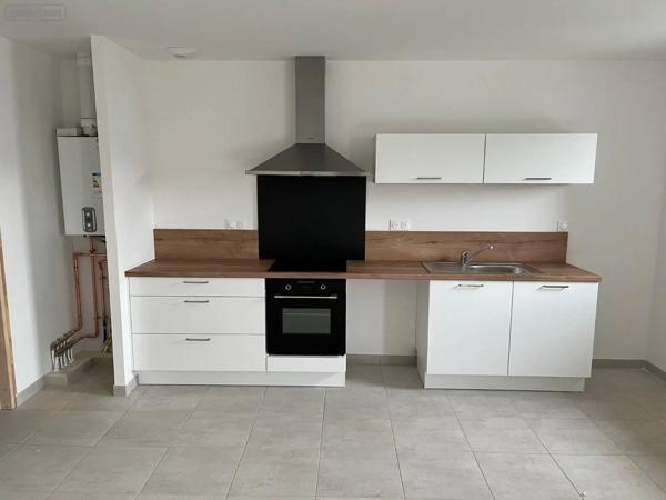 Location - Maison Saint-Erblon 35230 5 pièces 89 m 2 325 m 2
