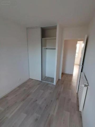 Location - Maison Saint-Erblon 35230 5 pièces 89 m 2 325 m 2