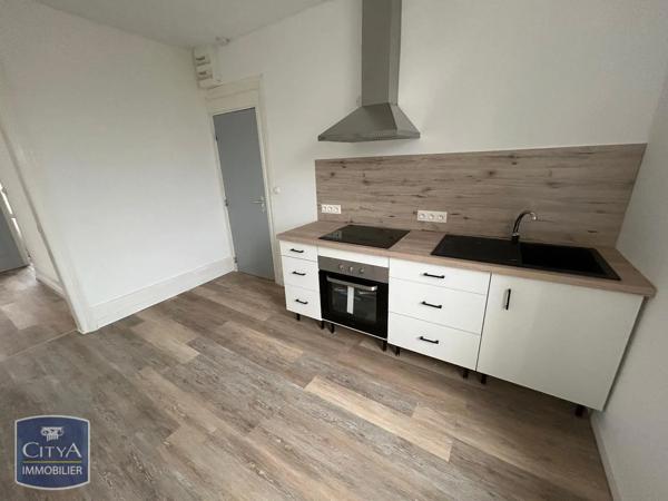 Appartement à louer 2 pièces 43.23m² Charleville-Mézières (08000)