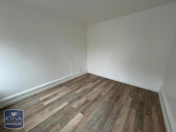 Appartement à louer 2 pièces 43.23m² Charleville-Mézières (08000)