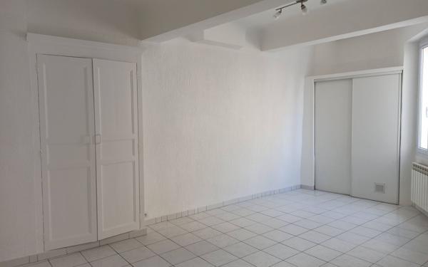Maison à vendre    8 pièces • 103,23 m2 Tourves