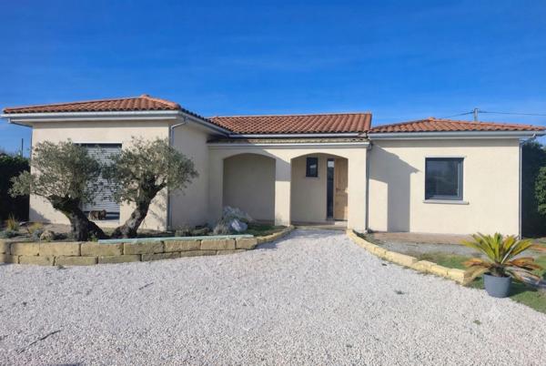 Maison Maison + Dépendance Saint Medard En Jalles 7 pièce(s) 155 m2 + 55 m2 210 m²