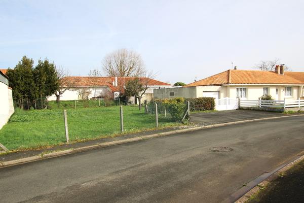 Maison de plain pied avec terrain constructible