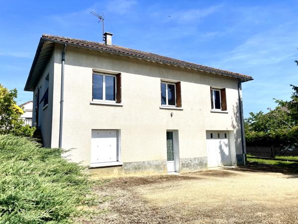 MAISON EN PIERRE avec TERRAIN - SECTEUR PAVILLONNAIRE MIREBEAU