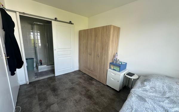 Appartement à vendre    2 pièces • 41 m2 Corbeil-Essonnes