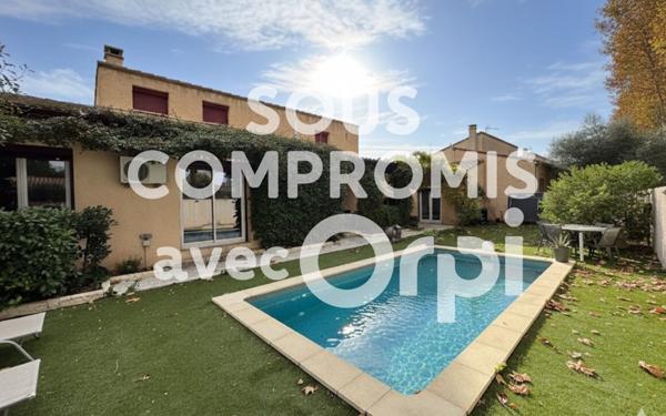 Maison à vendre    6 pièces •  Caissargues