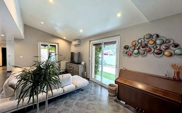 Maison à vendre    6 pièces •  Caissargues