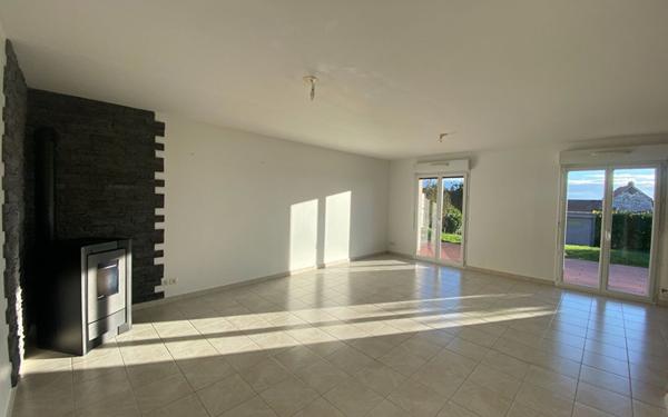 Maison à louer    5 pièces •  Maroeuil