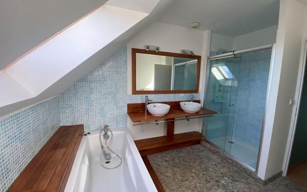 Maison à louer    5 pièces •  Maroeuil