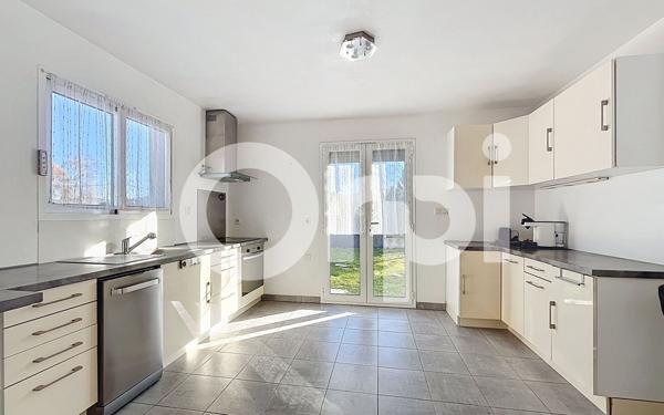 Maison à louer    3 pièces •  Labarthe-Rivière