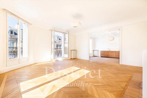 # Appartement – 128m² – Paris 8ème
