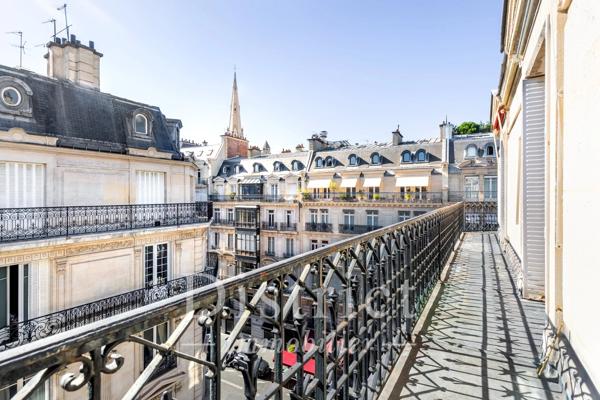 # Appartement – 128m² – Paris 8ème