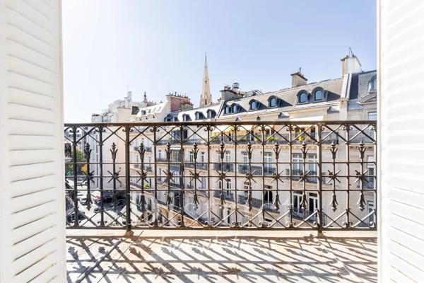 # Appartement – 128m² – Paris 8ème