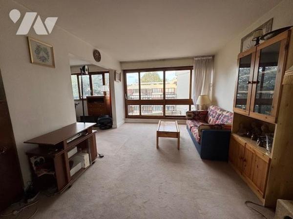 LE CHESNAY ROQUENCOURT - SQUARE RAPHAEL - 4 PIECES 80 m² avec Balcon