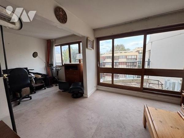 LE CHESNAY ROQUENCOURT - SQUARE RAPHAEL - 4 PIECES 80 m² avec Balcon