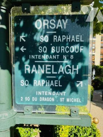 LE CHESNAY ROQUENCOURT - SQUARE RAPHAEL - 4 PIECES 80 m² avec Balcon