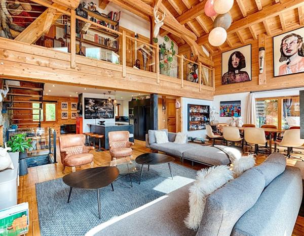 Chamonix-Mont-Blanc – Chalet de prestige 160 m² sur terrain de 900 m² avec garage et parking