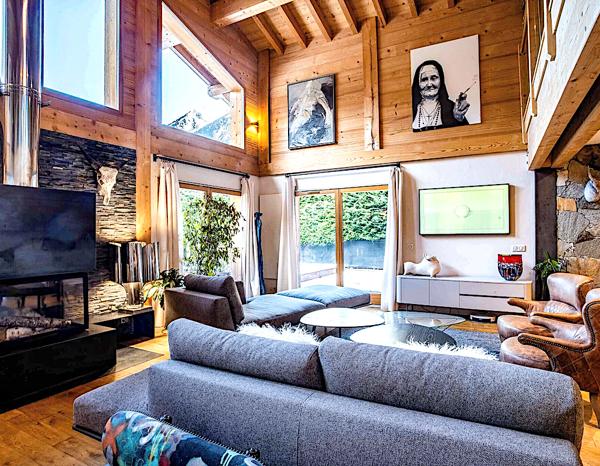 Chamonix-Mont-Blanc – Chalet de prestige 160 m² sur terrain de 900 m² avec garage et parking