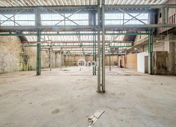 Appartement à vendre    20 pièces • 1 050 m2 Limoges