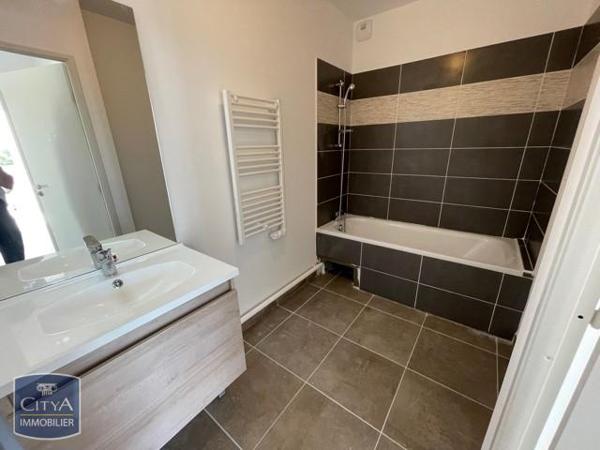 Appartement à louer 3 pièces 60.5m²