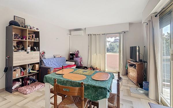 Appartement à vendre    3 pièces • 65,70 m2 Cannes