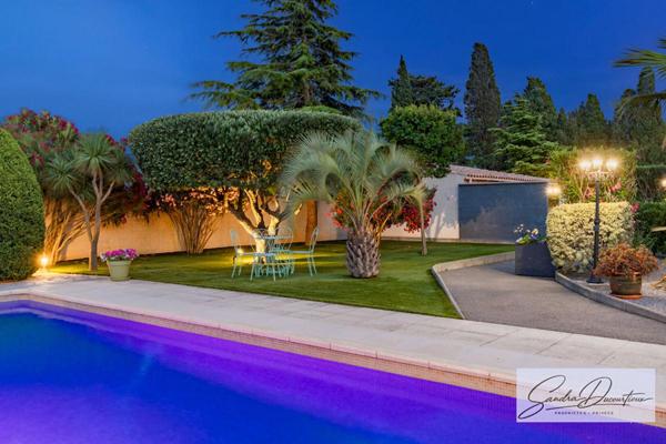 VIVRE L'EXCEPTION AU QUOTIDIEN : SUPERBE VILLA DE PRESTIGE