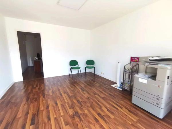 Vente Local commercial 4 pièces 60 m2 à Angers