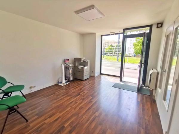 Vente Local commercial 4 pièces 60 m2 à Angers