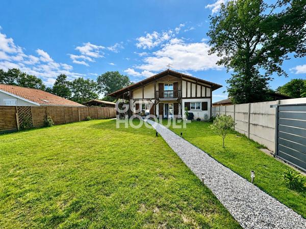 Élégante maison familiale rénovée à Gujan-Mestras - 5 pièces 120 m2