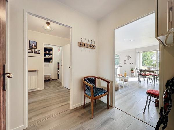 LE RELECQ-KERHUON: T3, DERNIER ÉTAGE , LUMINEUX AVEC BALCON ET PLACE DE PARKING