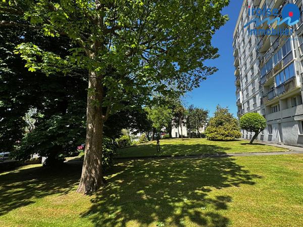 VASTE APPARTEMENT T4 – VUE MER