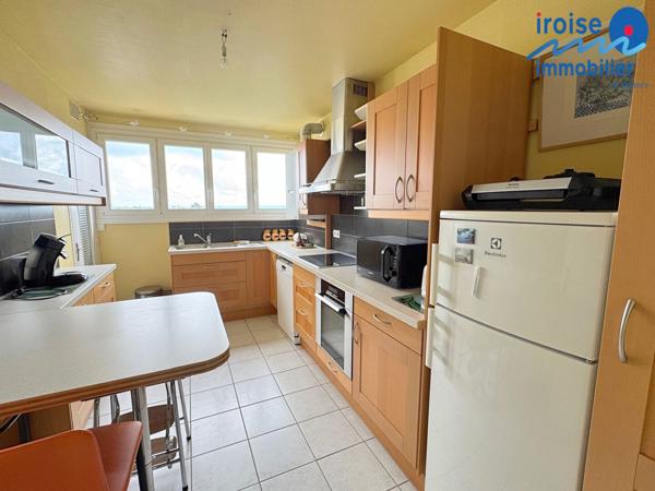 VASTE APPARTEMENT T4 – VUE MER