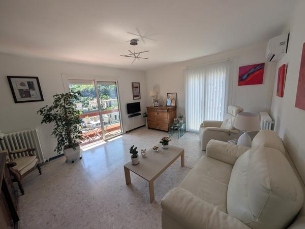 Amélie-les-Bains – Quartier Petite Provence – T3 refait à neuf avec t 39 690 €