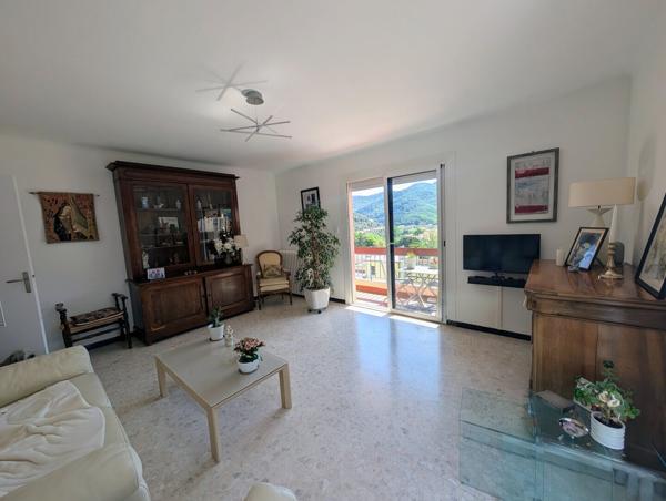 Amélie-les-Bains – Quartier Petite Provence – T3 refait à neuf avec t 39 690 €
