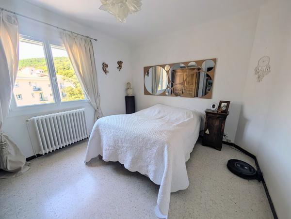 Amélie-les-Bains – Quartier Petite Provence – T3 refait à neuf avec t 39 690 €