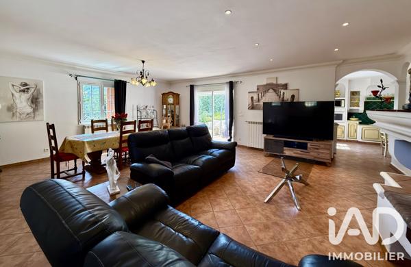Maison à vendre 6 pièces 155 m² Collobrières