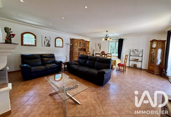 Maison à vendre 6 pièces 155 m² Collobrières