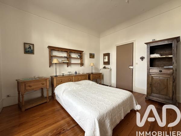 Maison à vendre 10 pièces 265,68 m² Nemours