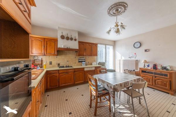 Maison à vendre |                                       Mercuès |                                        6 pièces  |  127 m²