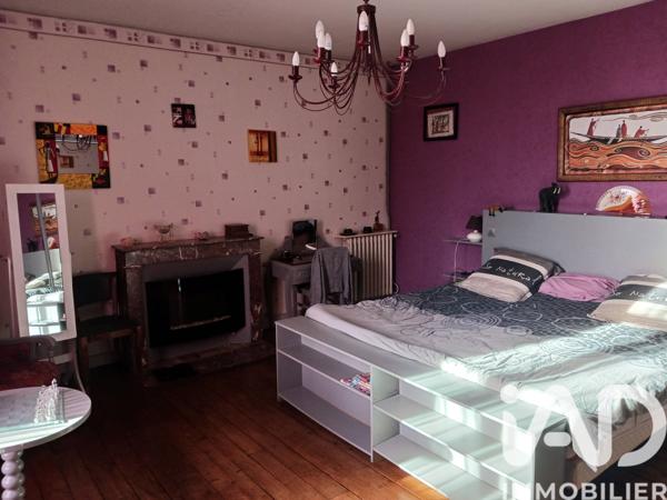 Maison à vendre 8 pièces 226 m² Sommières-du-Clain
