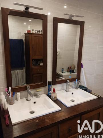 Maison à vendre 8 pièces 226 m² Sommières-du-Clain