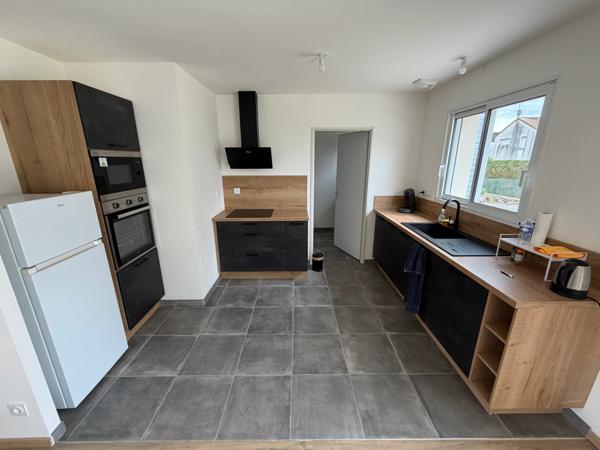 PAVILLON RECENT 2024 de PLAIN-PIED - 3 CHAMBRES - GARAGE