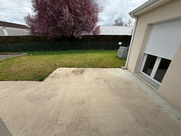 PAVILLON RECENT 2024 de PLAIN-PIED - 3 CHAMBRES - GARAGE