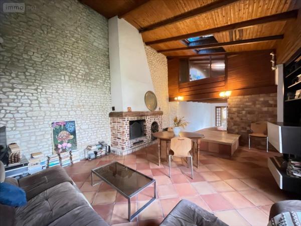 Maison à vendre à Salles-sur-Mer en Charente-Maritime (17220), ref : 17112-413