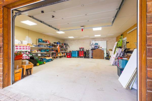 PROPRIETE ARC SUR TILLE DE 594 M2 SUR TERRAIN DE 2411 M2